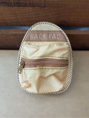 Cute little brown back pac mini bag/change purse 4x5x1” beige & brown